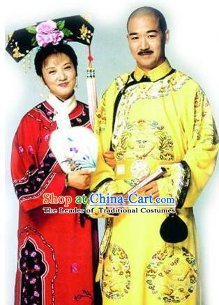 Chinese Traditional Historical Costume China Qing Dynasty Kangxi Emperor and Consort Yi Embroidered Clothing
