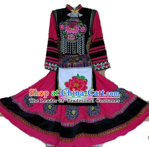 Traditional Chinese Yi Nationality Minority Embroidered Costume, Female Folk Dance Rosy Dress for Women