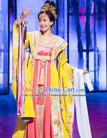 Chinese Ancient Tang Dynasty Imperial Concubine Yang Yuhuan Dress Embroidered Replica Costume for Women