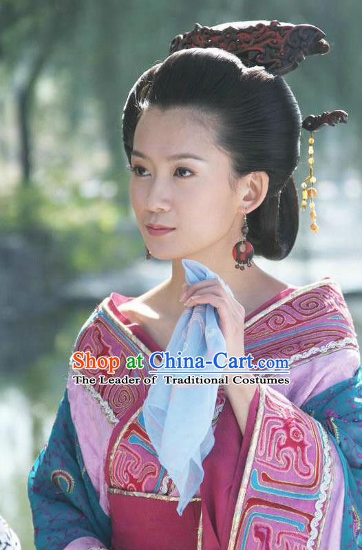 Traditional Chinese Ancient Costume Chu and Han Dynasties Hanfu Clothing