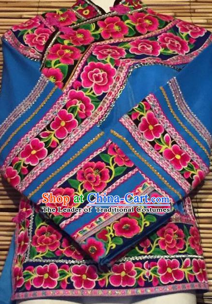 Traditional Chinese Miao Nationality Dance Clothing Hmong Ethnic Minority Costumes and Headwear