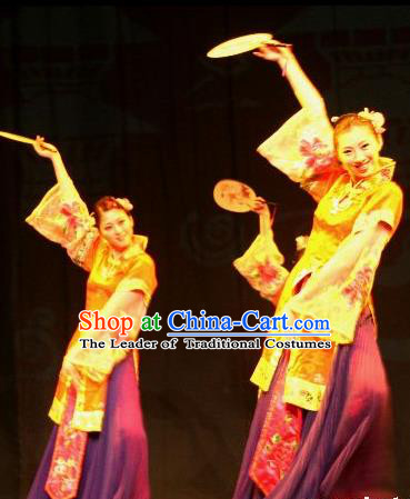 Chinese Traditional Folk Dance Fan Dance Costume, Classical Dance Dress Ancient Stage Performance Clothing for Women