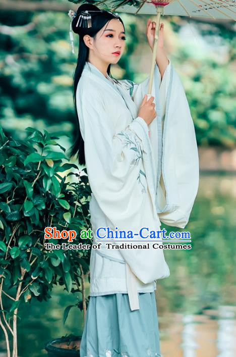 Chinese Traditional Han Dynasty Princess Hanfu Dress Ancient Nobility Lady Embroidered Clothing for Women