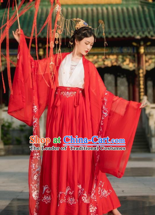 Chinese Traditional Jin Dynasty Palace Lady Wedding Costume Ancient Princess Embroidered Clothing for Women