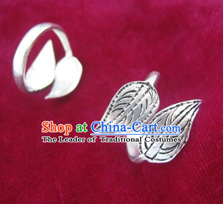 Chinese Miao Sliver Ring Ornaments Traditional Hmong Sliver Leaf Finger Rings for Women