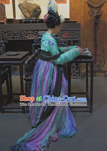 Chinese Ancient Palace Lady Hanfu Han Dynasty Imperial Concubine Queen Embroidered Historical Costumes