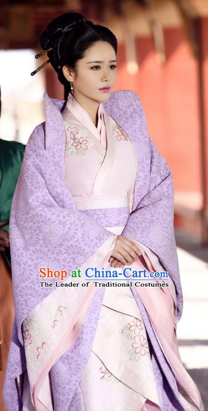 Traditional Chinese Ancient Warring States Time Princess Embroidered Historical Costume for Women