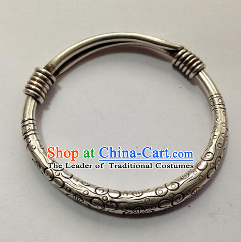 Handmade Chinese Miao Nationality Craft Carving Bracelet Traditional Hmong Sliver Bangle for Women
