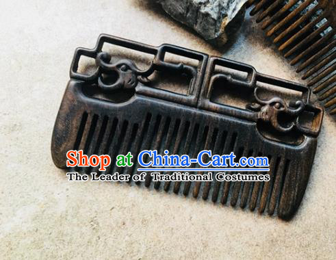 Chinese Traditional Hair Accessories Carving Eaglewood Hair Comb for Women