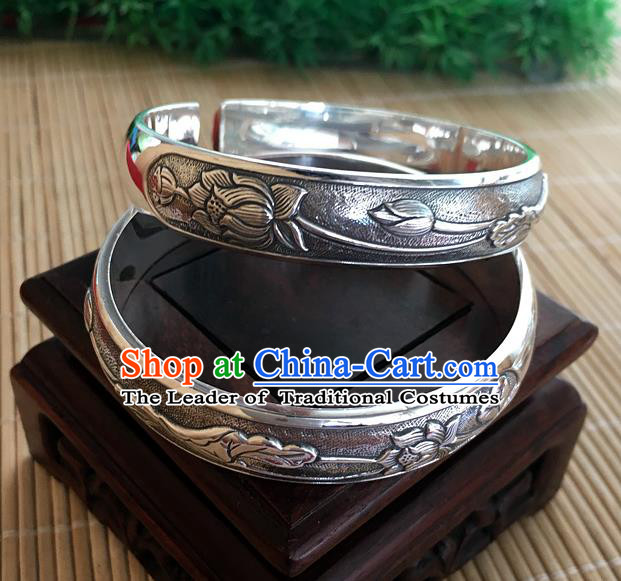 Handmade Chinese Miao Nationality Craft Carving Lotus Leaf Sliver Bracelet Traditional Hmong Bangle for Women