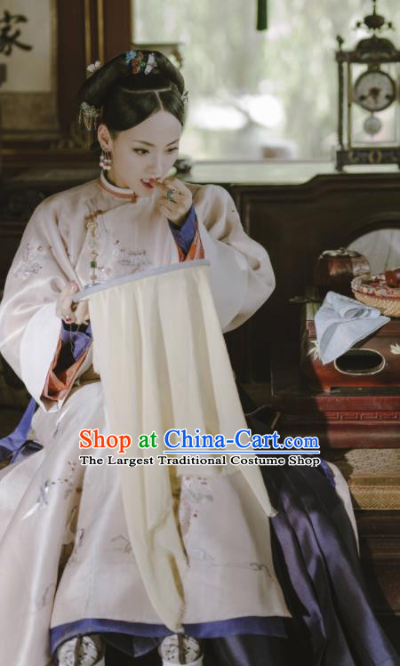 Story of Yanxi Palace Ancient Chinese Qing Dynasty Imperial Consort Embroidered Costumes and Headpiece for Women