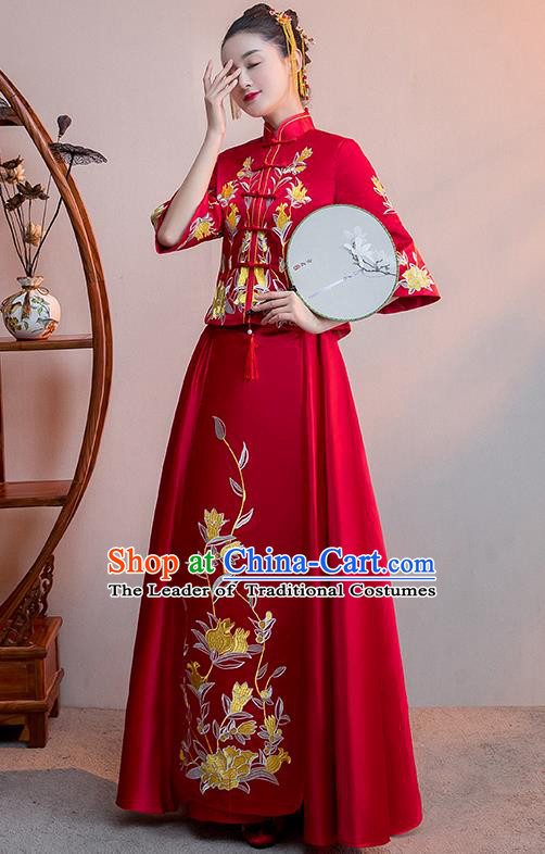 Chinese Traditional Embroidered Pomegranate Wedding Costume Bridal Xiuhe Suit Ancient Bride Red Cheongsam for Women