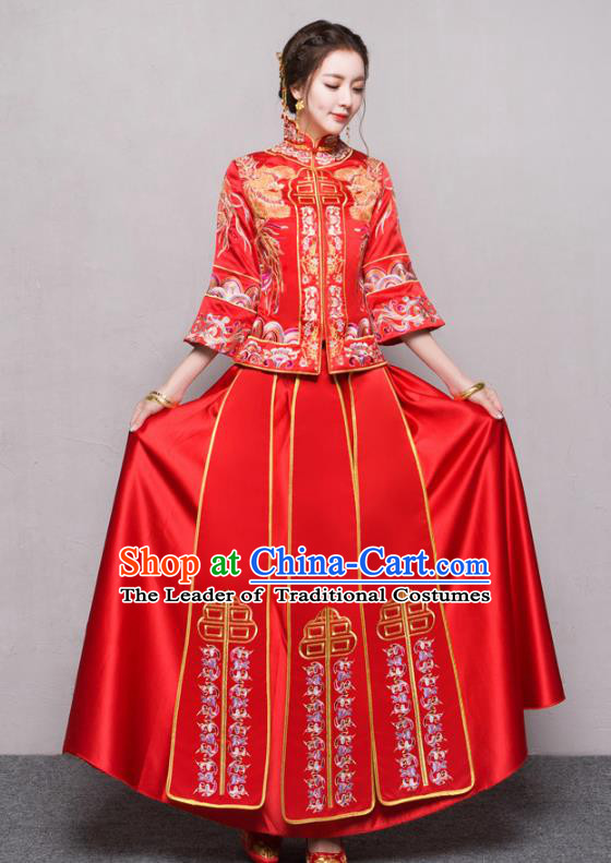 Chinese Traditional Xiuhe Suit Ancient Longfeng Flown Embroidered Red Wedding Dress for Women