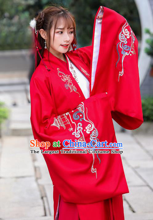 Chinese Traditional Ming Dynasty Princess Costume Ancient Embroidered Red Cloak for Rich Women