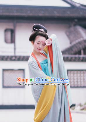 Chinese Ancient Hanfu Traditional Jin Dynasty Embroidered Historical Costumes