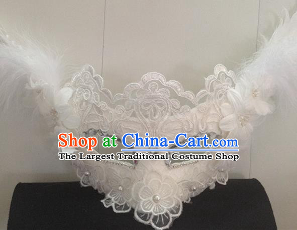 Top Halloween Accessories Brazilian Carnival Catwalks White Feather Face Masks for Women