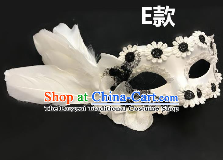 Top Halloween Cosplay Fancy Dress Ball White Feather Masks Brazilian Carnival Catwalks Face Mask for Women