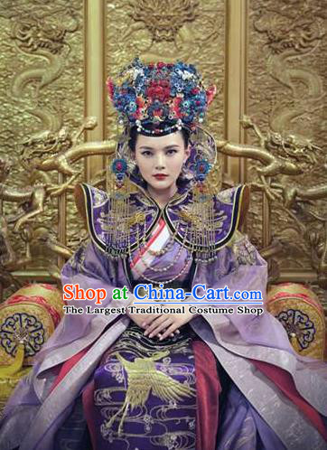 Chinese Traditional Ming Dynasty Empress Hanfu Dress Ancient Queen Embroidered Replica Costumes and Headpiece for Women