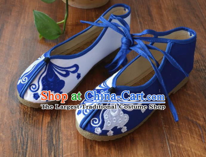 Chinese Traditional Hanfu Shoes Ancient Martial Arts Shoes Embroidered Butterfly Shoes for Women