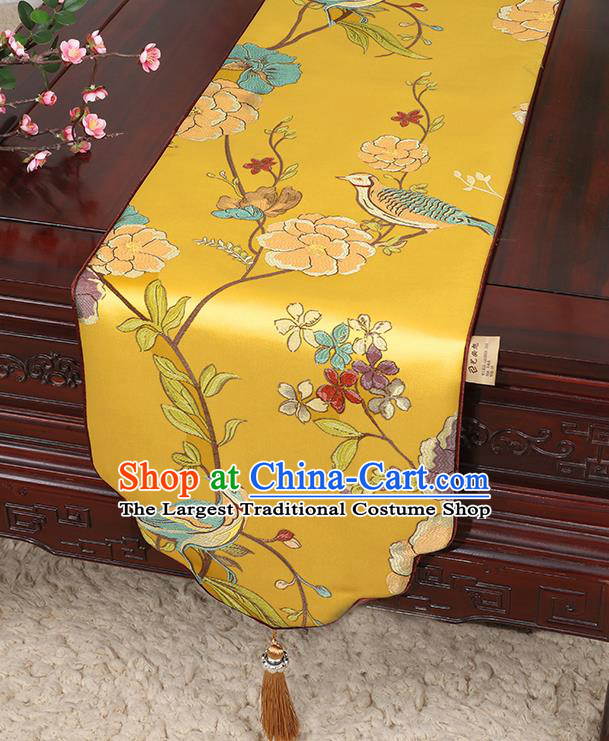 Chinese Classical Household Ornament Flowers and Bird Pattern Golden Brocade Table Flag Traditional Handmade Table Cloth