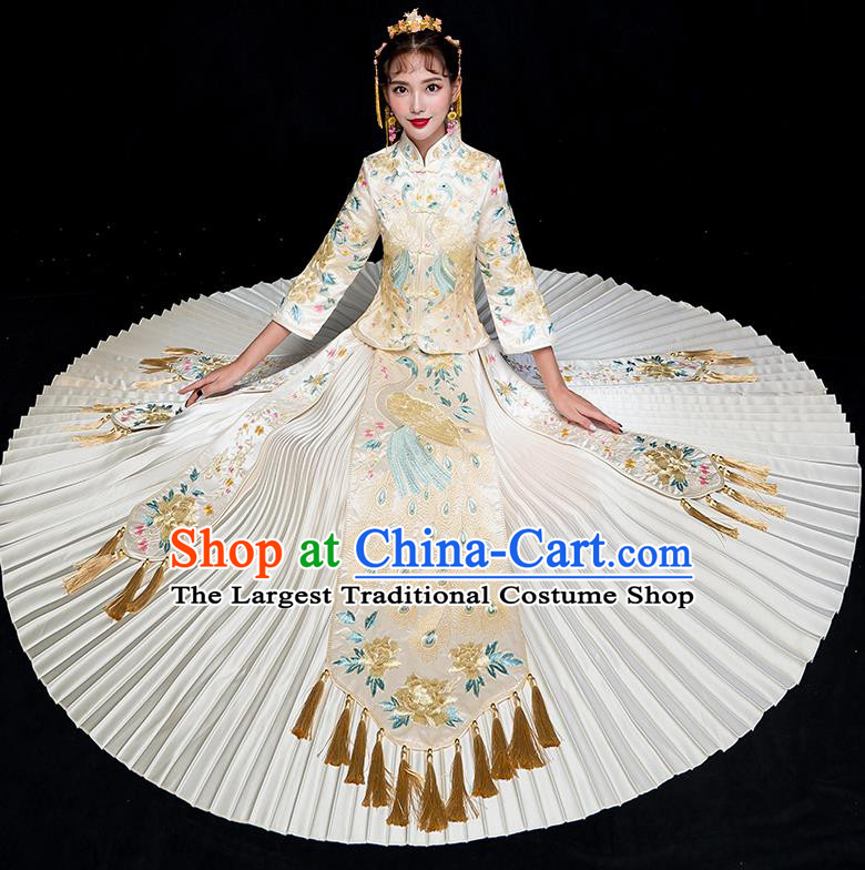 Chinese Traditional Embroidered Peacock White Xiuhe Suits Ancient Bride Toast Wedding Costumes for Women