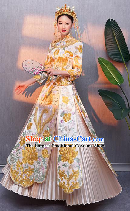 Chinese Traditional Bride Xiuhe Suits Ancient Handmade Embroidered Golden Peony Wedding Costumes for Women