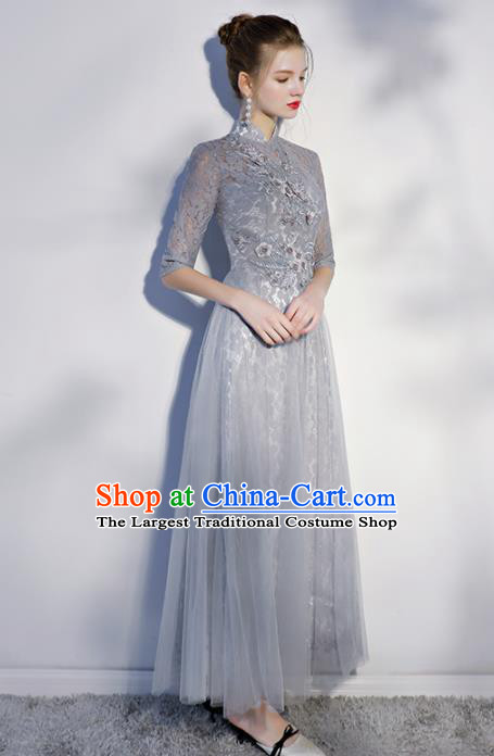 Chinese Traditional Bride Embroidered Slim Cheongsam Ancient Handmade Grey Veil Wedding Dress for Women