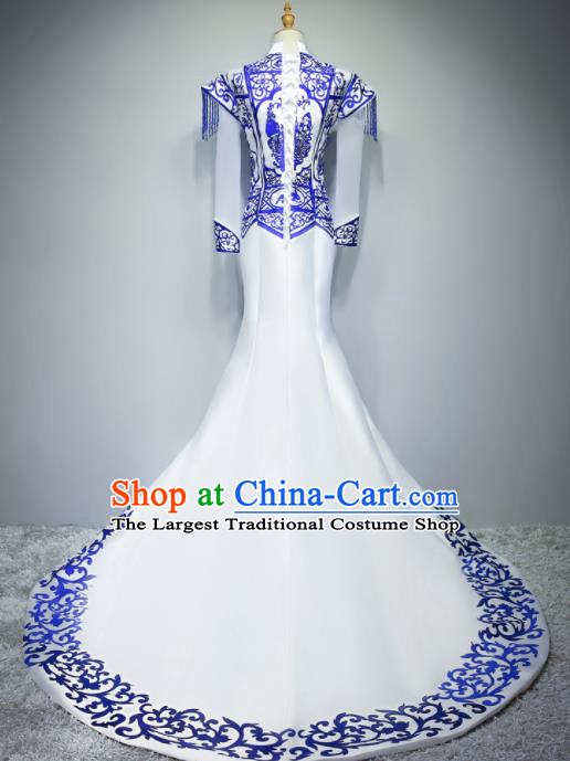 Chinese Traditional White Cheongsam Elegant Qipao Dress Compere Full Dress for Women