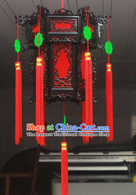 Chinese Traditional Handmade Red Tassel Plastic Palace Lantern Asian New Year Lantern Ancient Ceiling Lamp