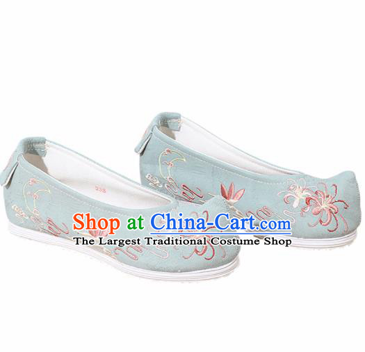 Chinese National Embroidered Chrysanthemum Green Shoes Ancient Traditional Princess Shoes Hanfu Shoes for Women