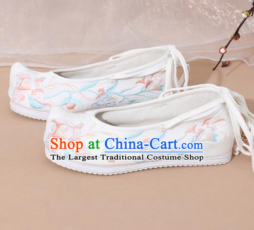 Chinese National White Cloth Hanfu Shoes Traditional Princess Shoes Embroidered Shoes for Women