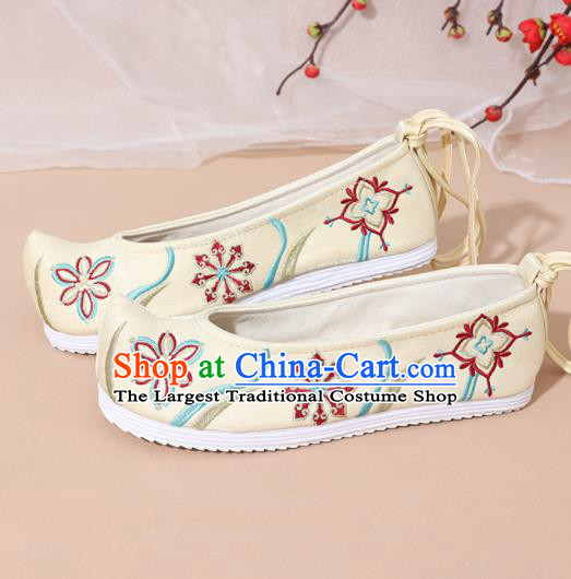 Chinese National Yellow Embroidered Shoes Ancient Traditional Princess Shoes Hanfu Shoes for Women