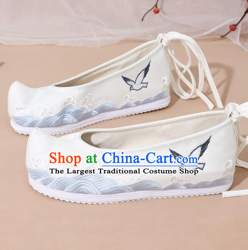 Chinese National Beige Embroidered Shoes Ancient Traditional Princess Shoes Hanfu Shoes for Women