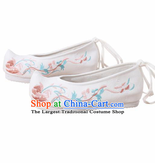 Traditional Chinese National White Embroidered Shoes Ancient Princess Shoes Handmade Hanfu Shoes for Women