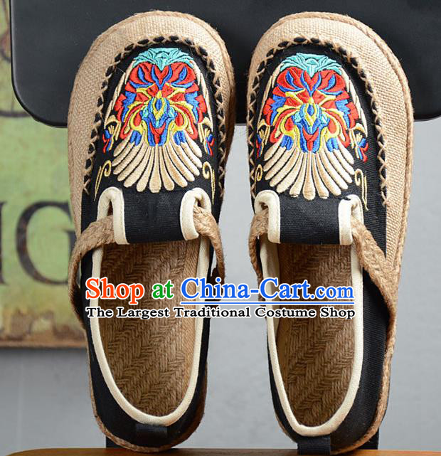 Chinese Traditional Handmade Embroidered Black Flax Shoes National Multi Layered Cloth Shoes for Men