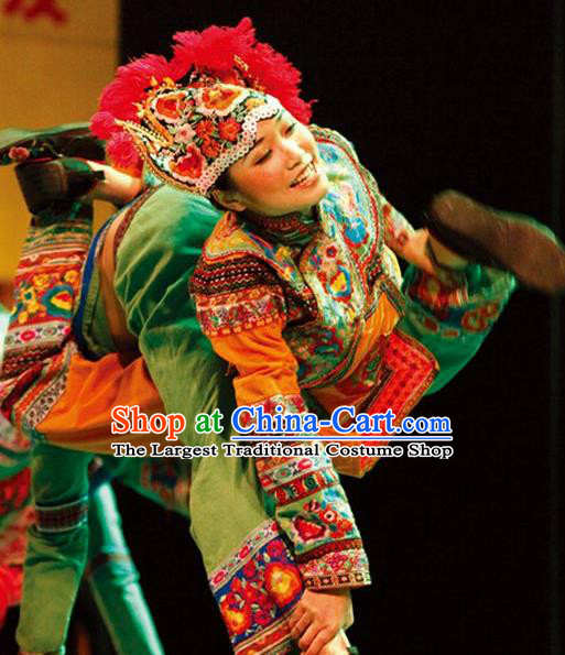 Chinese Dynamic Yunnan Bai Nationality Dance Dress Stage Performance Ethnic Costume for Women