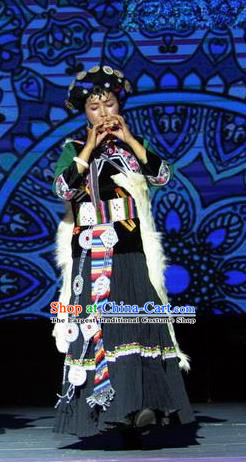 Chinese Impression of Lijiang Naxi Nationality Ethnic Dance Black Dress Stage Performance Costume and Headpiece for Women
