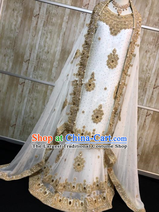 South Asia  Indian Bride White Dress Traditional   India Court Hui Nationality Wedding Costumes for Women