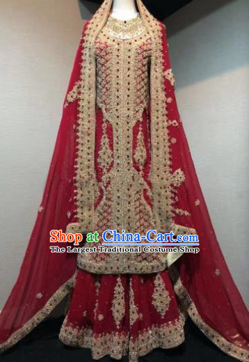Asian  Indian Court Queen Wedding Embroidered Red Dress Traditional   India Hui Nationality Bride Costumes for Women
