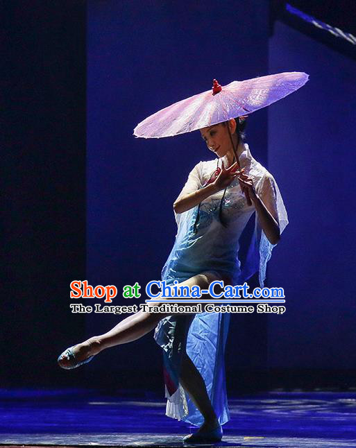 Xiao Cheng Yu Xiang Traditional Chinese Classical Dance Umbrella Dance Costume and Headwear for Women