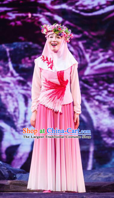 Flowers and Trumpeter Traditional Chinese Hui Nationality Pink Dress Stage Show Costume and Headwear for Women