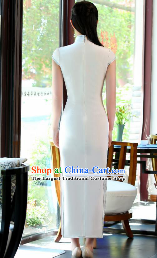 Traditional Chinese Embroidered Magnolia White Silk Cheongsam Mother Tang Suit Qipao Dress for Women
