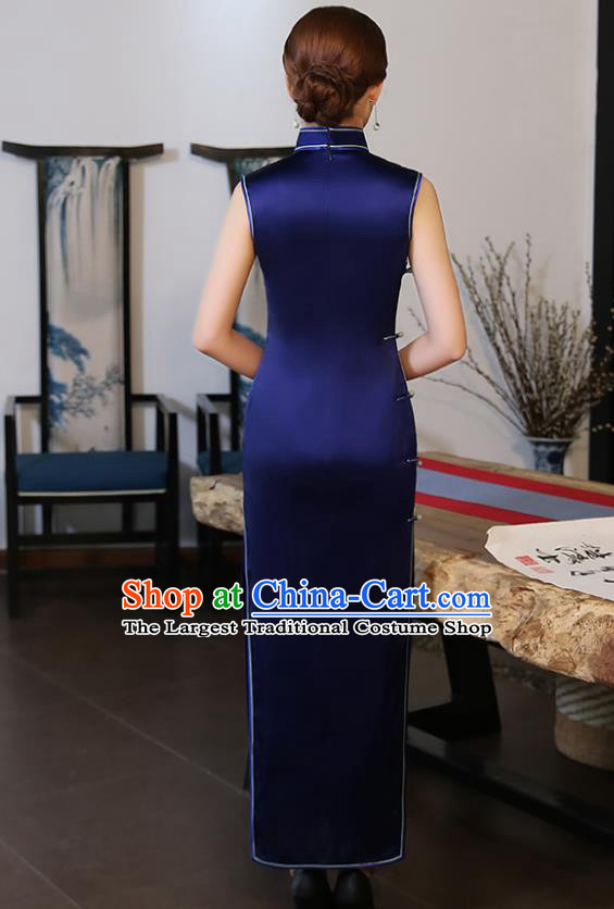 Traditional Chinese Embroidered Orchid Royalblue Silk Cheongsam Mother Tang Suit Qipao Dress for Women