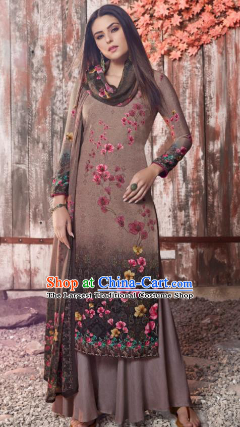 Asian Indian Traditional Printing Deep Brown Crepe Blouse and Pants India Punjabis Lehenga Choli Costumes Complete Set for Women
