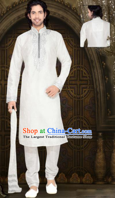 Asian Indian Sherwani Wedding Embroidered White Clothing India Traditional Bridegroom Costumes Complete Set for Men