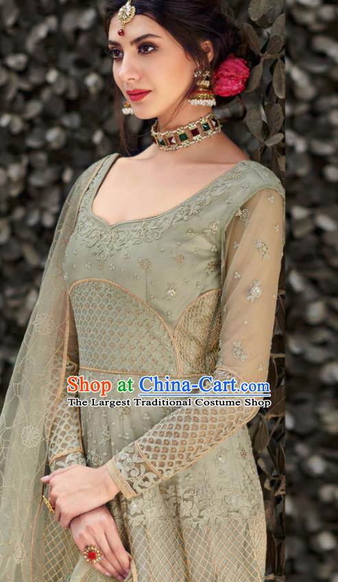 Traditional Indian Embroidered Light Green Anarkali Dress Asian India National Costumes for Women