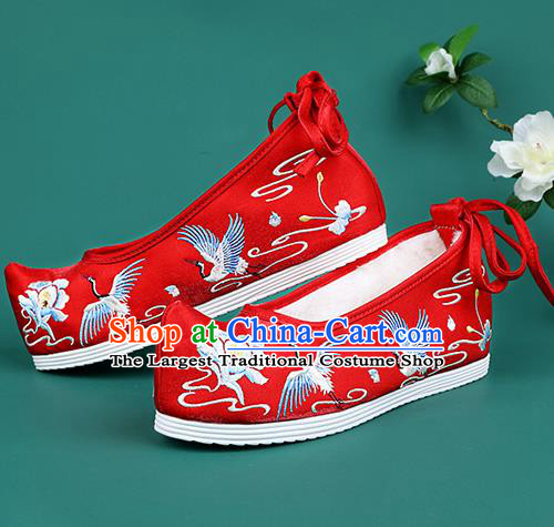 Chinese National Winter Embroidered Crane Red Brushed Shoes Traditional Hanfu Shoes Princess Shoes Opera Shoes for Women