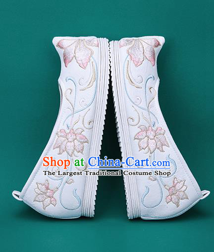 Chinese National Winter Brushed White Embroidered Shoes Traditional Hanfu Shoes Princess Shoes Opera Shoes for Women