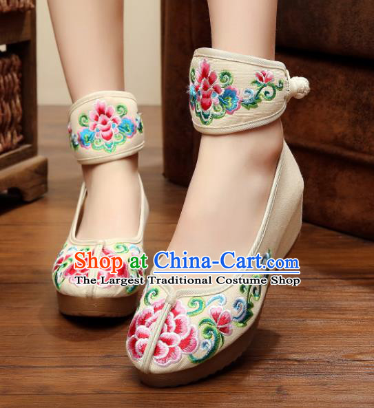 Traditional Chinese Old Beijing Bride Embroidery Peony Beige Shoes National Embroidered Shoes Hanfu Shoes for Women