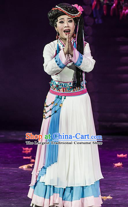 Walking Marriage Chinese Mosuo Minority Folk Dance White Dress Stage Performance Dance Costume and Headpiece for Women